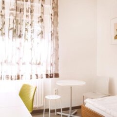 Отель Studentenhotel Hubertusallee комната для гостей фото 3