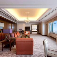 Отель Hilton Fukuoka Sea Hawk Фукуока интерьер отеля