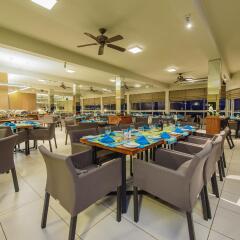 Hotel Topaz Канди бассейн