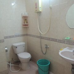 Отель Lam Hung Ky Motel ванная фото 2