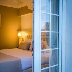 Отель Lot Boutique Hotel Албания, Тирана - отзывы, цены и фото номеров - забронировать отель Lot Boutique Hotel онлайн балкон