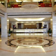 Jingtailong International Hotel интерьер отеля