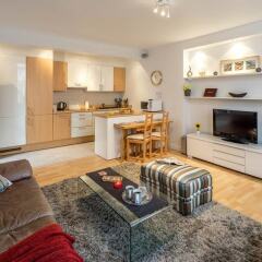 Отель 2 bed in Amazing West London Location Великобритания, Лондон - отзывы, цены и фото номеров - забронировать отель 2 bed in Amazing West London Location онлайн комната для гостей фото 4