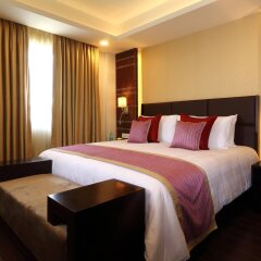 Ameya Suites in New Delhi, India from 46$, photos, reviews - zenhotels.com guestroom