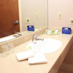 Tradewinds Hotel in Ottoville, American Samoa from 156$, photos, reviews - zenhotels.com bathroom photo 2
