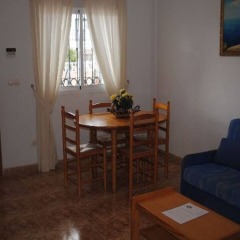 Отель La Cinuelica R15 Townhouse With 2 Comm Pools L143 Испания, Ориуэла - отзывы, цены и фото номеров - забронировать отель La Cinuelica R15 Townhouse With 2 Comm Pools L143 онлайн комната для гостей фото 4