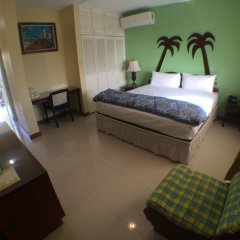 Отель Glistening Waters Hotel Ямайка, Рио Буэно - отзывы, цены и фото номеров - забронировать отель Glistening Waters Hotel онлайн комната для гостей