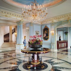 Отель Four Seasons Hotel Geneva Швейцария, Женева - отзывы, цены и фото номеров - забронировать отель Four Seasons Hotel Geneva онлайн интерьер отеля фото 2