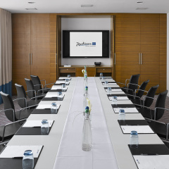 Radisson Blu Waterfront Hotel, Jersey