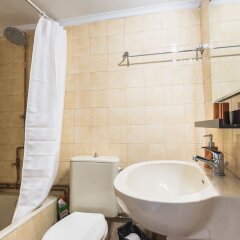 Апартаменты Comfy Koukaki Apartment ванная фото 2