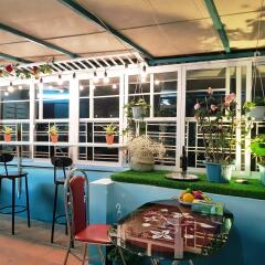 Flower Hostel Ханой гостиничный бар