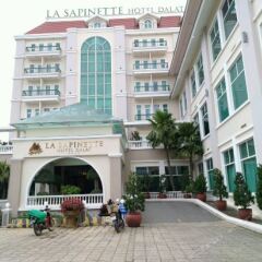 Отель La Sapinette Hotel Вьетнам, Далат - отзывы, цены и фото номеров - забронировать отель La Sapinette Hotel онлайн городской автобус