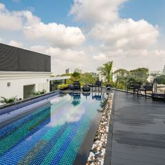 Отель Bach Suites Saigon бассейн