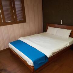 Hotel At Home комната для гостей фото 5