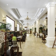Отель Grand Hotel Saigon Вьетнам, Хошимин - отзывы, цены и фото номеров - забронировать отель Grand Hotel Saigon онлайн гостиничный бар