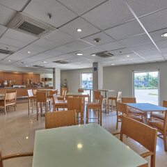 Отель City Express Mazatlán гостиничный бар