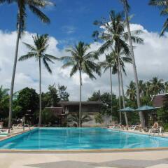 Отель Lanta Klong Nin Beach Resort Ланта бассейн