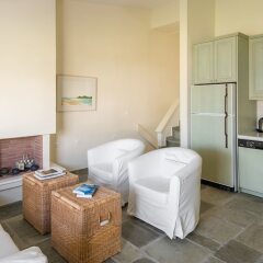 Отель Tricot Beachfront House Pefkohori Греция, Пефкохори - отзывы, цены и фото номеров - забронировать отель Tricot Beachfront House Pefkohori онлайн комната для гостей фото 2