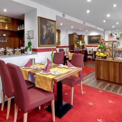 Отель TIPTOP Hotel Burgschmiet Garni Германия, Нюрнберг - отзывы, цены и фото номеров - забронировать отель TIPTOP Hotel Burgschmiet Garni онлайн питание фото 2