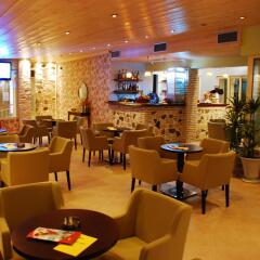 Hotel Koukounaria гостиничный бар