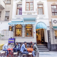 Dora Hotel городской автобус