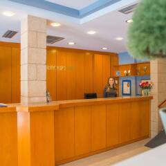 Отель Astron Hotel Rhodes Греция, Родос - отзывы, цены и фото номеров - забронировать отель Astron Hotel Rhodes онлайн интерьер отеля фото 2