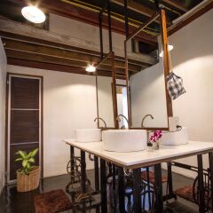 Here Hostel Бангкок удобства в номере