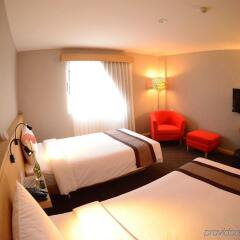 Hotel Vista Express Бангкок комната для гостей фото 3