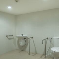 Апартаменты Phuket Center Apartment ванная