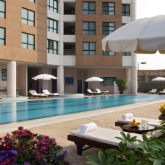 Отель Somerset Grand Hanoi бассейн