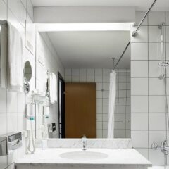 Отель Arion Cityhotel Vienna Австрия, Вена - 5 отзывов об отеле, цены и фото номеров - забронировать отель Arion Cityhotel Vienna онлайн ванная