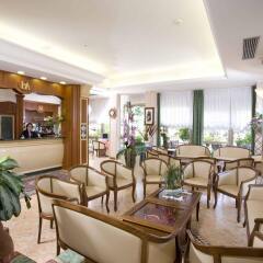Hotel Apollo интерьер отеля