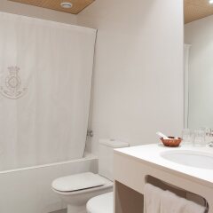 Отель Sant Agusti Барселона ванная