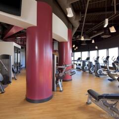 Отель Sheraton Grand Los Angeles фитнесс-зал