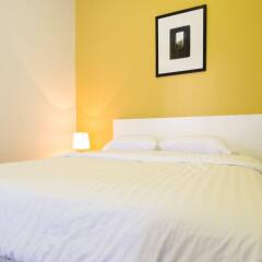 Отель T Series Place Serviced Apartment Таиланд, Бангкок - отзывы, цены и фото номеров - забронировать отель T Series Place Serviced Apartment онлайн комната для гостей фото 2