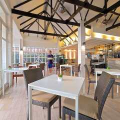 Отель BBHOUSE pattaya гостиничный бар