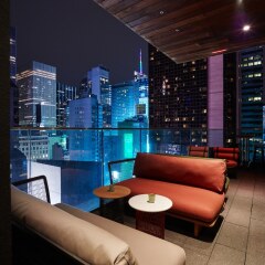 Отель citizenM New York Times Square гостиничный бар фото 3