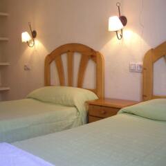 Отель Hostal Pacios комната для гостей