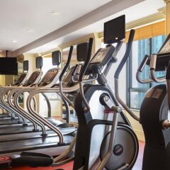 Renaissance Riverside Hotel Saigon фитнесс-зал фото 2