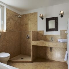 Отель Varaba Country House Греция, Markopoulo Mesogaias - отзывы, цены и фото номеров - забронировать отель Varaba Country House онлайн ванная фото 2