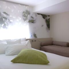 Отель Best Western Hôtel Littéraire Arthur Rimbaud комната для гостей