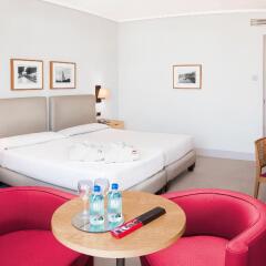 Hotel Ercilla 4* Стандартный номер с различными типами кроватей