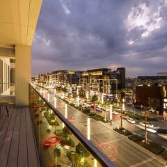 Отель Explore City Walk From an Exquisite Sanctuary Дубай балкон