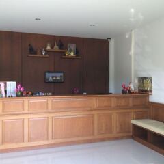Отель Phuket Airport Villa интерьер отеля