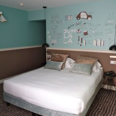 Отель Hôtel des 3 Poussins Франция, Париж - 3 отзыва об отеле, цены и фото номеров - забронировать отель Hôtel des 3 Poussins онлайн детские мероприятия