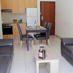 Отель St. Mamas Hotel Apartments Кипр, Ларнака - отзывы, цены и фото номеров - забронировать отель St. Mamas Hotel Apartments онлайн фото 2