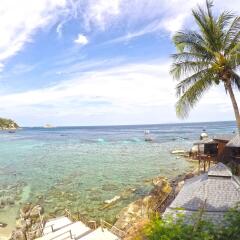 Отель Taatoh Seaview Resort пляж