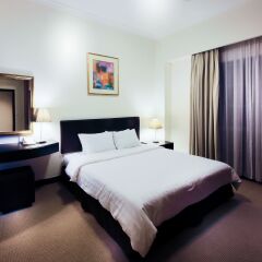 Отель Diamond Westlake Suites комната для гостей