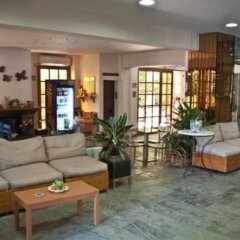 Отель Stefanakis Hotel & Apartaments Греция, Вари-Вула-Вулиагмени - отзывы, цены и фото номеров - забронировать отель Stefanakis Hotel & Apartaments онлайн интерьер отеля
