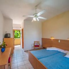 Отель Pyli Bay Hotel Греция, Калимнос - отзывы, цены и фото номеров - забронировать отель Pyli Bay Hotel онлайн комната для гостей фото 4